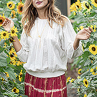 Blusa campesina bordada, marfil elegante